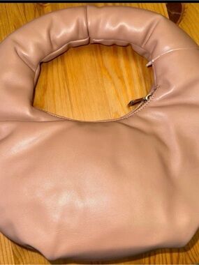 NWT Padded Circular Handle Shoulder Bag in Biege